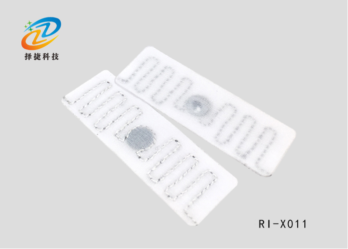 軟質(zhì)洗滌RFID防偽標簽ZJ-7010產(chǎn)品實拍展示圖一