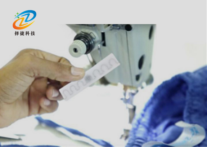 UHF RFID 洗滌標簽RI-X012 87*17mm產品實拍展示圖二